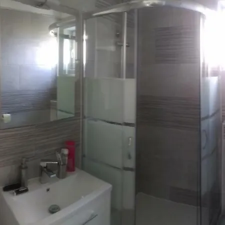 Apartment Tihana *